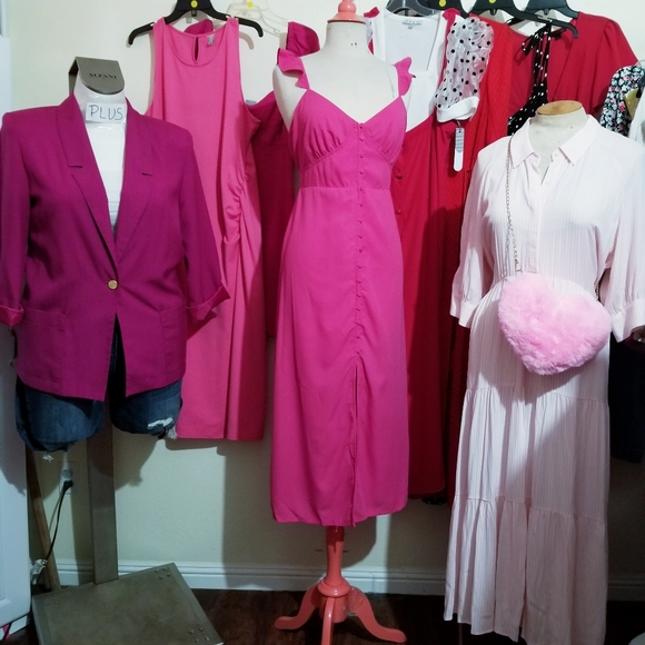 Shop these items in my closet! Like an item? Send me your Offer! - Picture 13 of 16